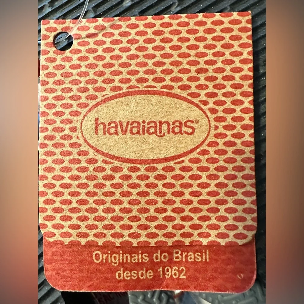 Havaianas Flip Flops - NWT